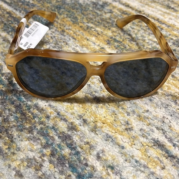 Dolce and Gabbana Sunglasses - Picture 2 of 5